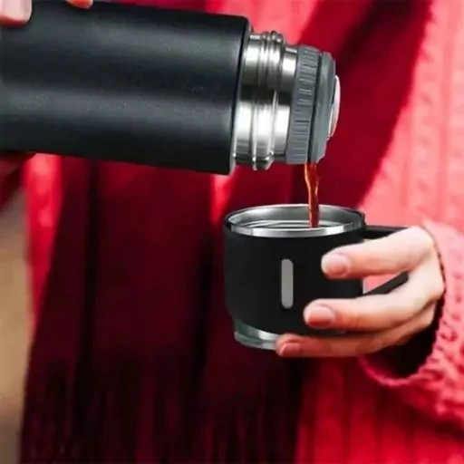 فلاسک 3 کاپ وارداتی مدل hot-cold گنجایش 0.5 لیتر کد ۷۵۰۱
