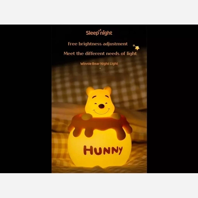 چراغ خواب فانتزی شارژی رومیزی اتاق کودک MYCP2305 Winnie the Pooh کد ۵۱۴۹