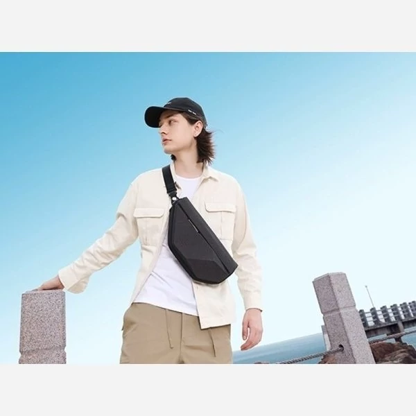 کیف قفسه سینه ضد سرقت تبلت تا 8 اینچ بنج Bange BG-7502  کد ۴۹۸۵