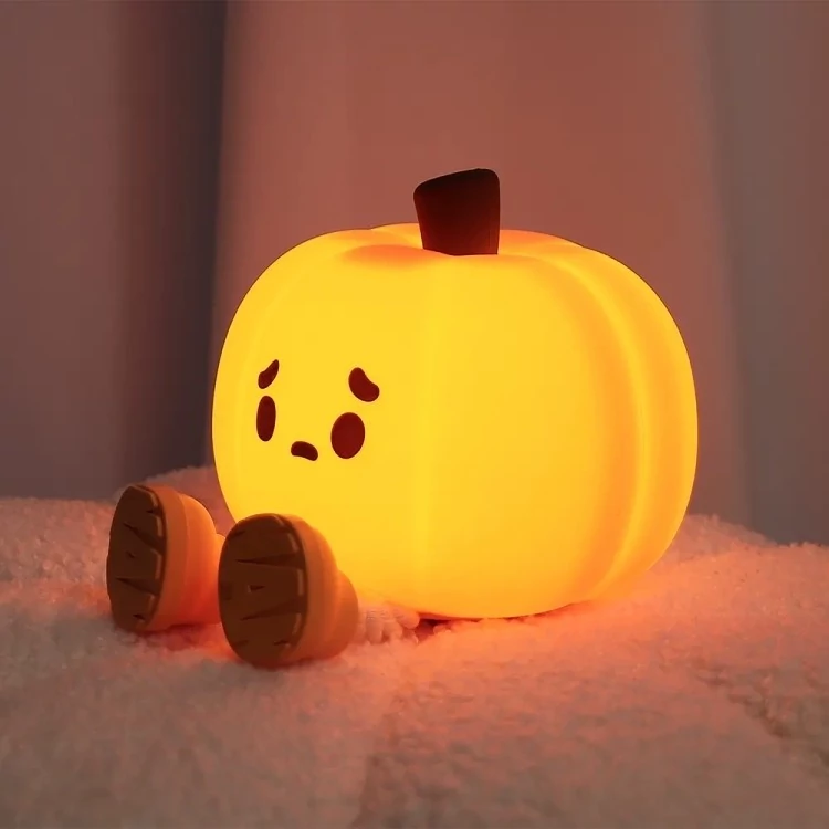 چراغ خواب سیلیکونی طرح کدو تنبل Pumpkin design silicone night light کد ۴۱۱۲