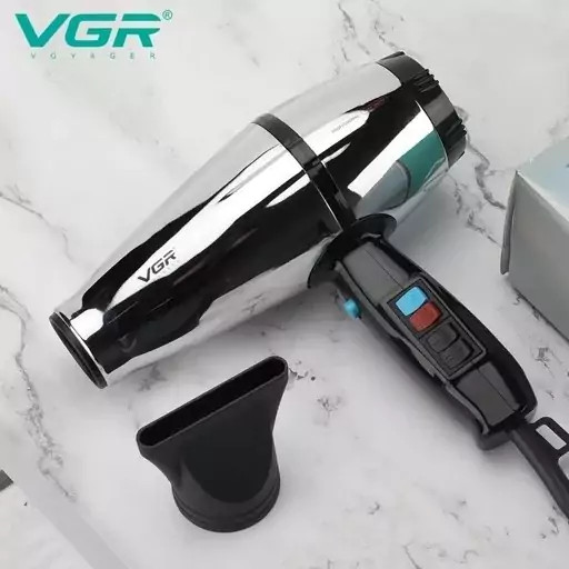 سشوار وی جی آر مدل V-466 با باد سرد و متمرکزکننده