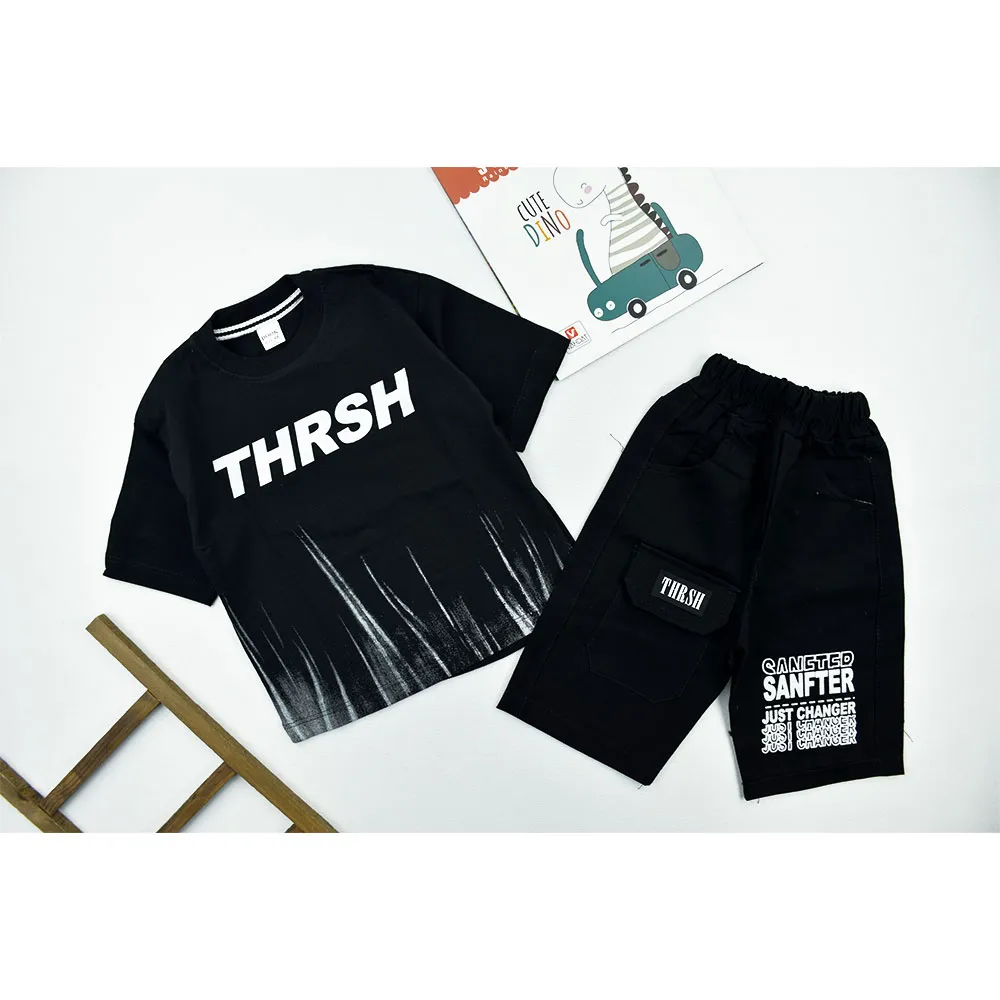 ست تیشرت و شلوارک پسرانه مشکی طرح THRSH جنس پنبه و کتان