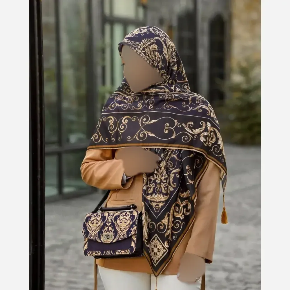 ست کیف و روسری الیزابت با کیف مخمل و چرم و روسری نخی منگولهدار