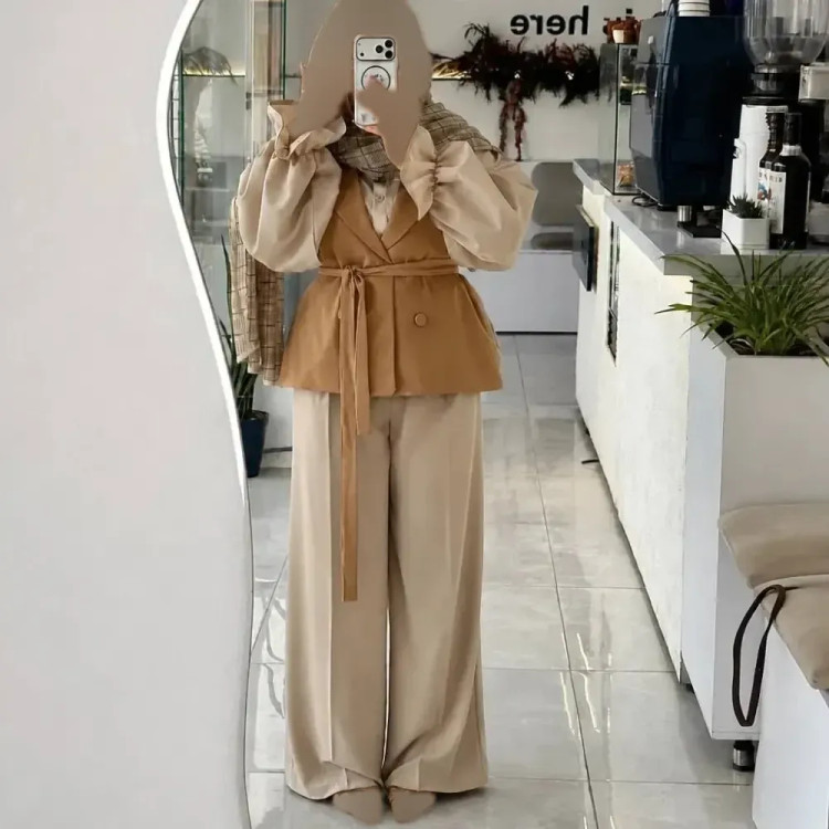 ست سه تیکه زنانه روژین جنس مازراتی شامل وست شومیز و شلوار پیله دار سایز 38 تا 50