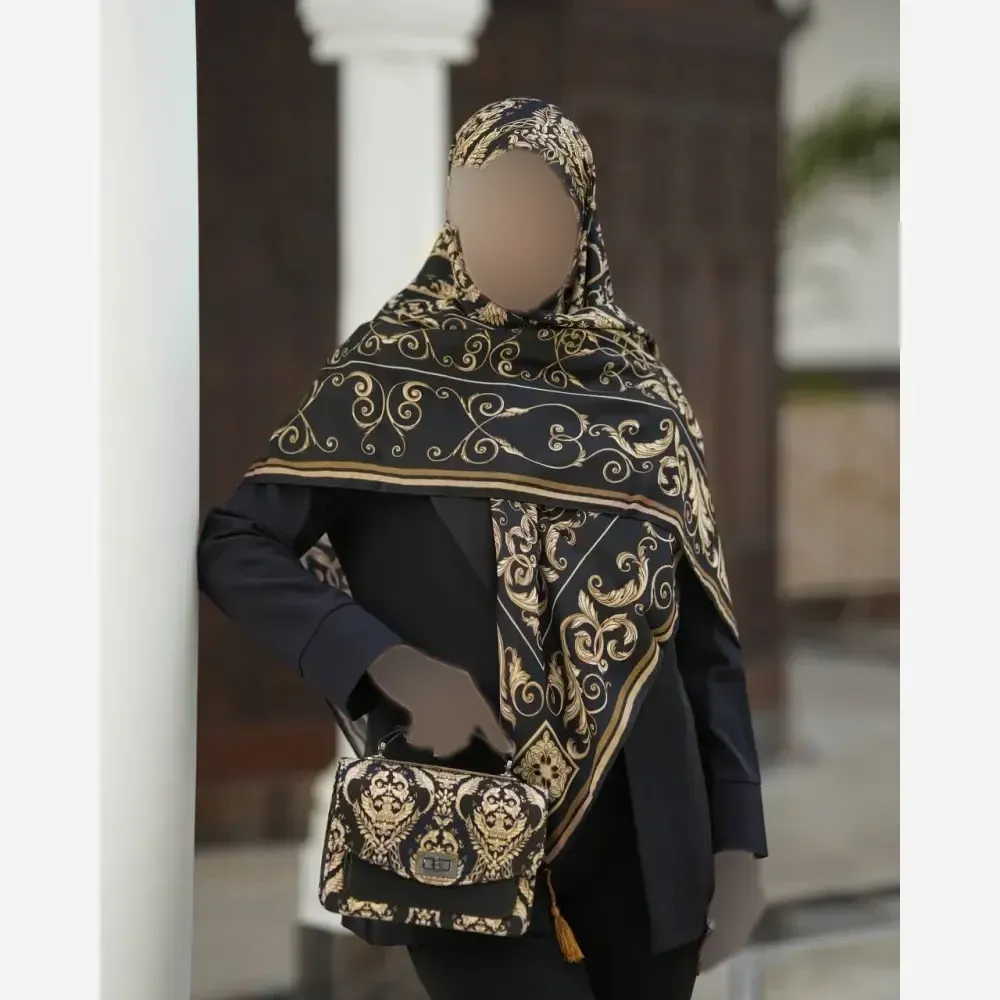 ست کیف و روسری الیزابت با کیف مخمل و چرم و روسری نخی منگوله دار