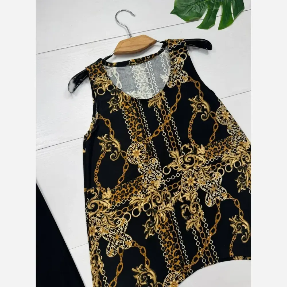 تیشرت باکسی کلاه دار زنانه جنس نخ پنبه رنگ مشکی فری سایز
