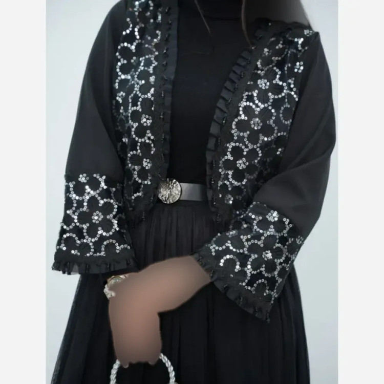 ست سه تیکه کت کرپ مازراتی و دامن تور و شال فری سایز 38 تا 46