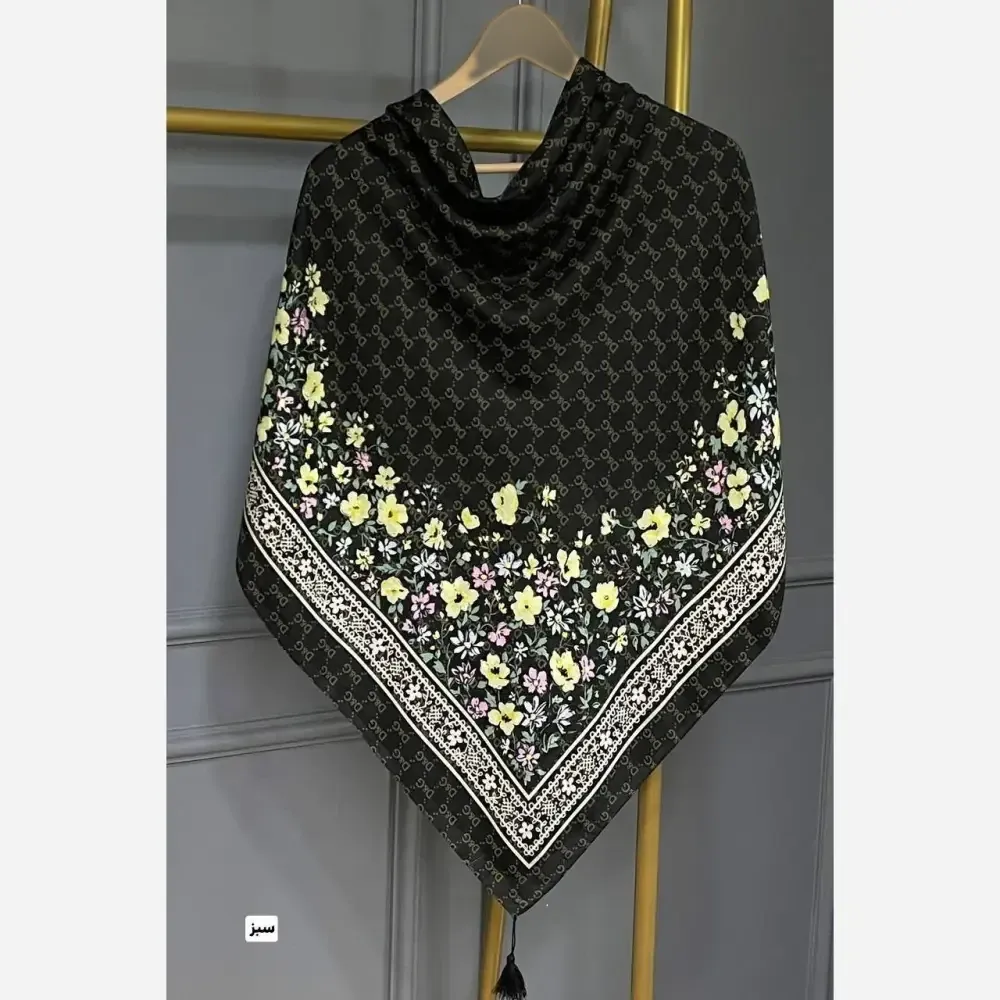 روسری نخی قواره 130 طرح گل دی رنگ سبز و کرم