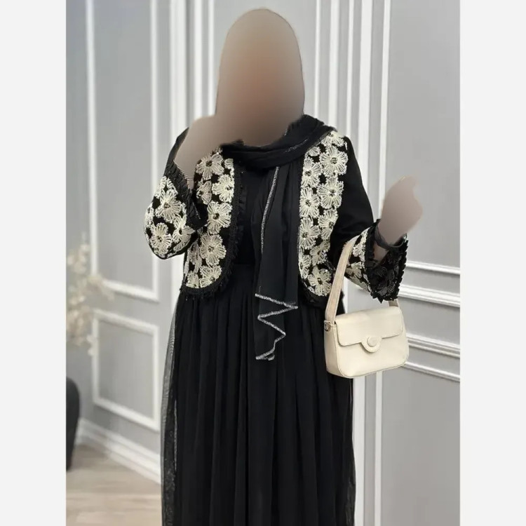 ست سه تیکه کت و دامن و شال مدل روناک جنس مازراتی و تور سایز فری 38 تا 46