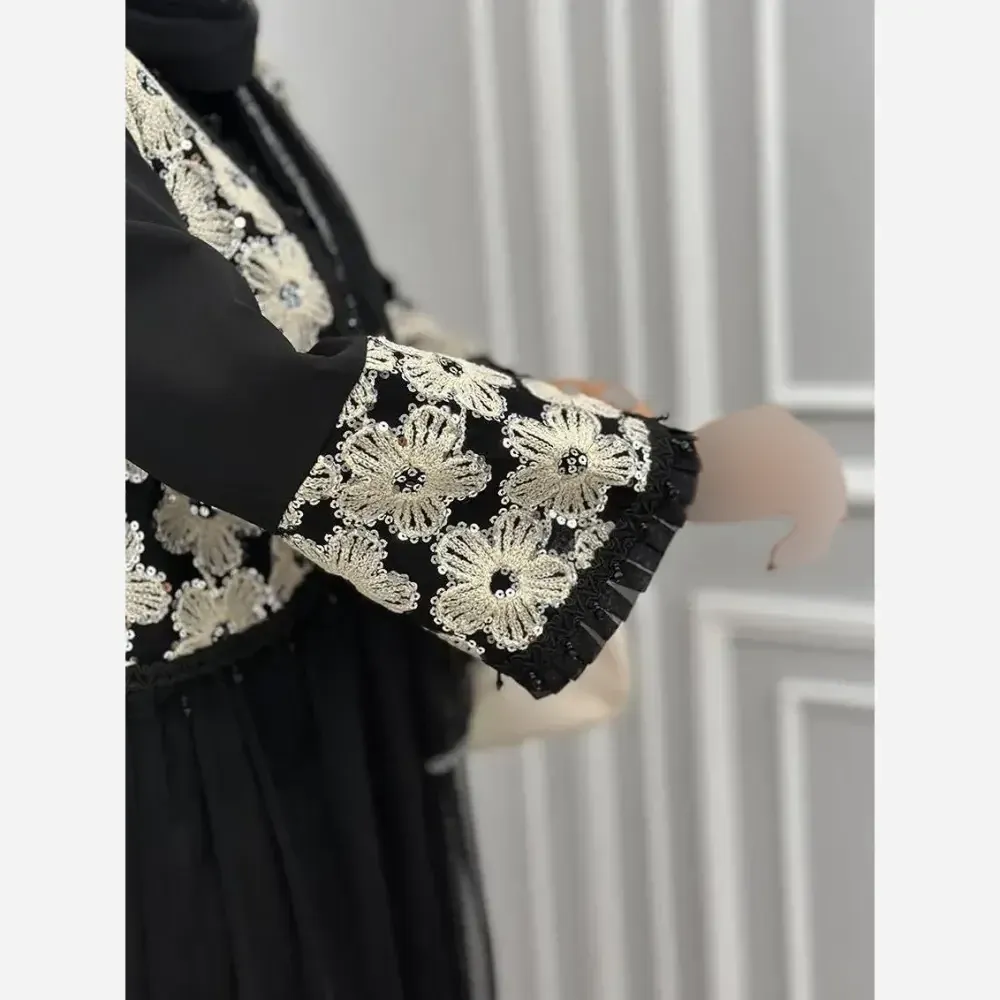ست سه تیکه کت و دامن و شال مدل روناک جنس مازراتی و تور سایز فری 38 تا 46