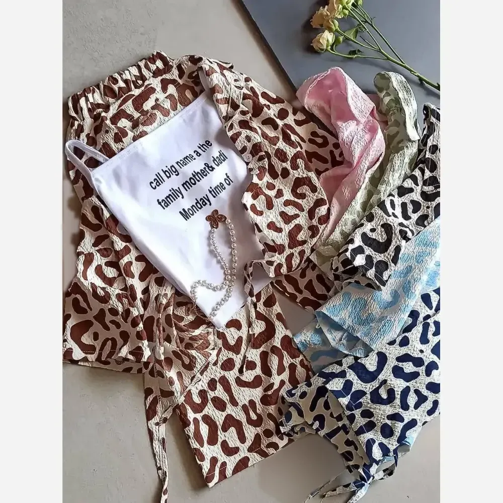 شومیز دخترانه آستین سه ربع اطلسی خنک تابستانه سایز 1 تا 4