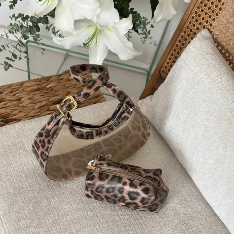 کیف پلنگی چرمی زنانه طرح توری سایز آزاد