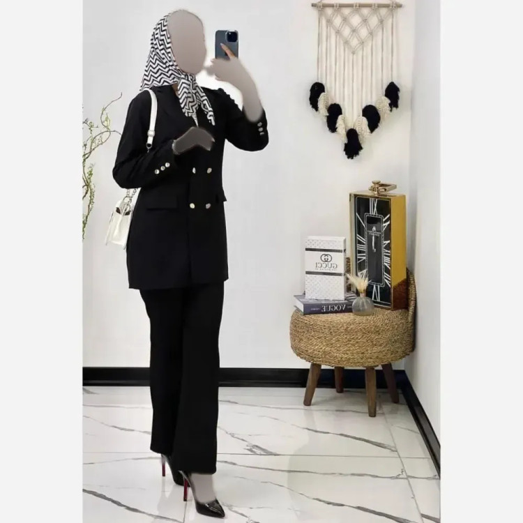 کت شلوار زنانه مازراتی درجه یک مدل نگین دمپا گشاد رنگ مشکی قهوه ای نسکافه ای