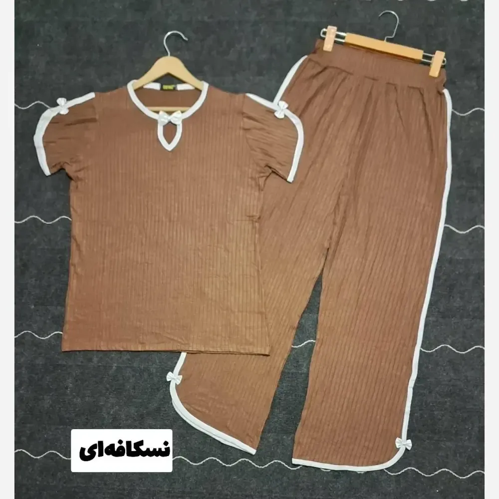 ست تیشرت شلوار پاپیون جنس آکاردئونی یقه اشکی
